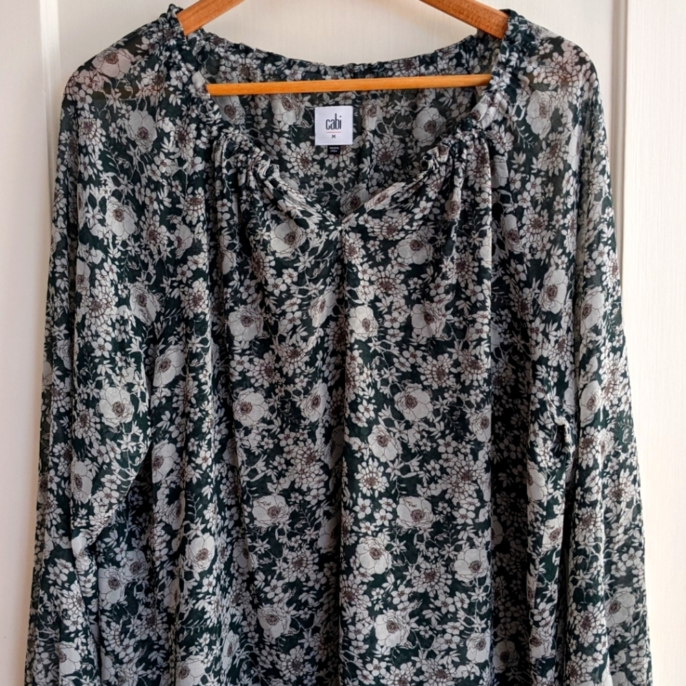Cabi Peasant blouse #3765 NWOT